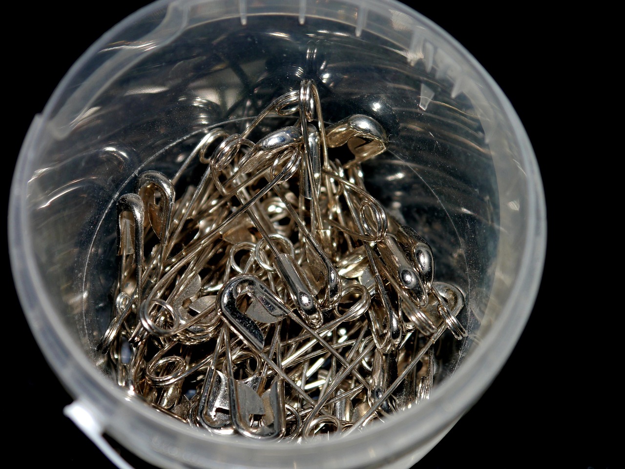 Как работает металлоспектрометр: от образца до химического состава